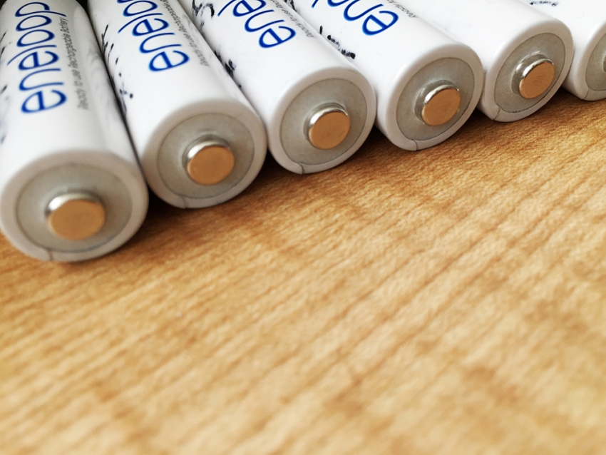 Sanyo Eneloop re-chargeable batteries