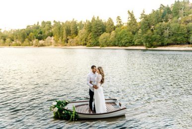 Lake Gregory Engagement Photos with a Rowboat